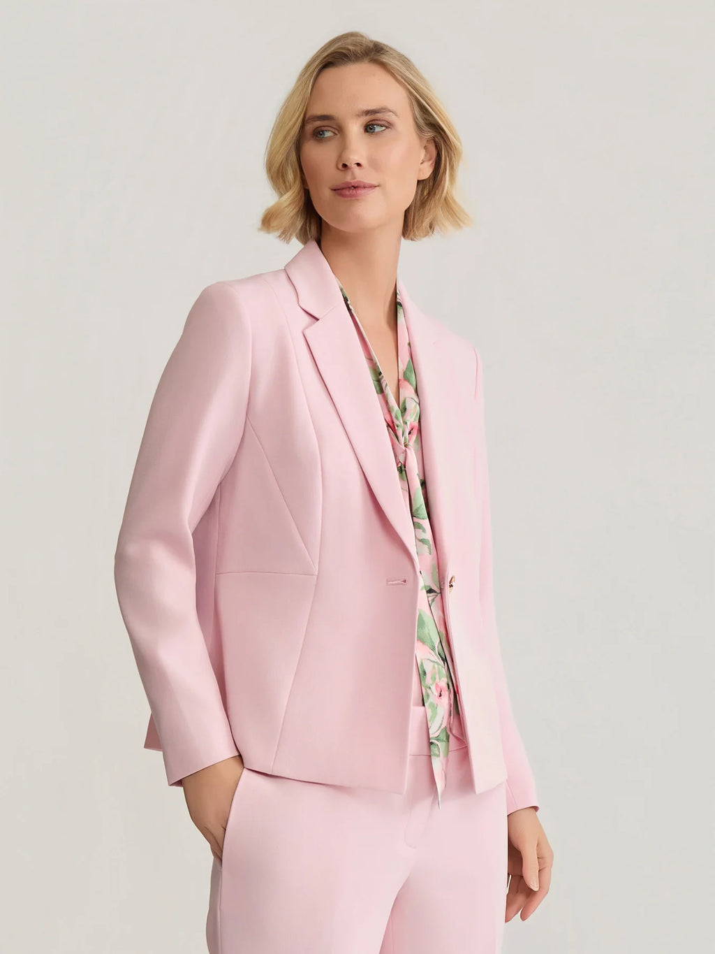 Conjunto con Pantalón Elegante