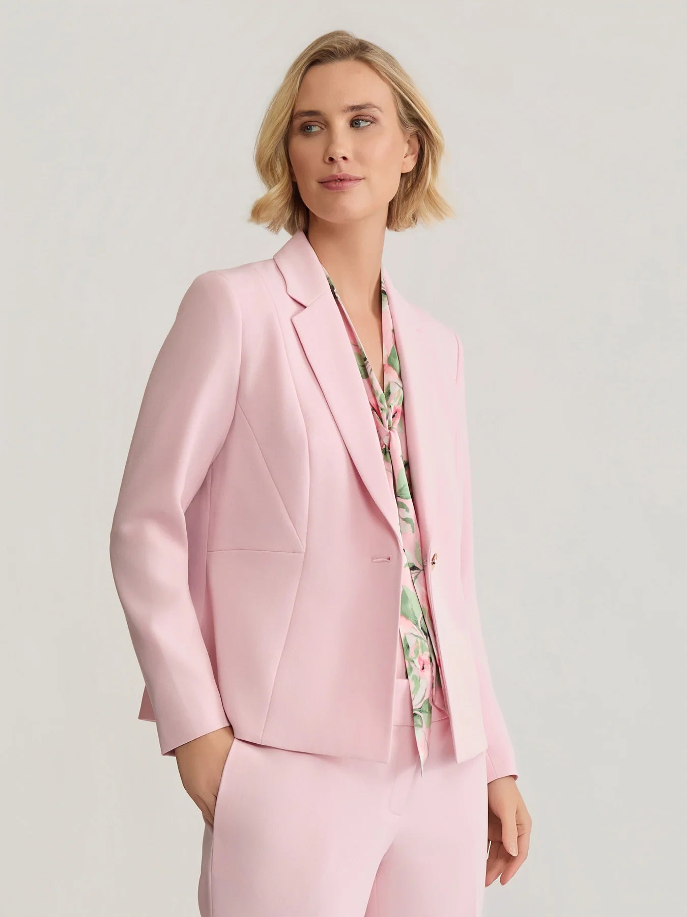 Conjunto con Pantalón Elegante