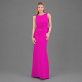 Vestido de Gala Fucsia con Detalle de Lazo en la Espalda