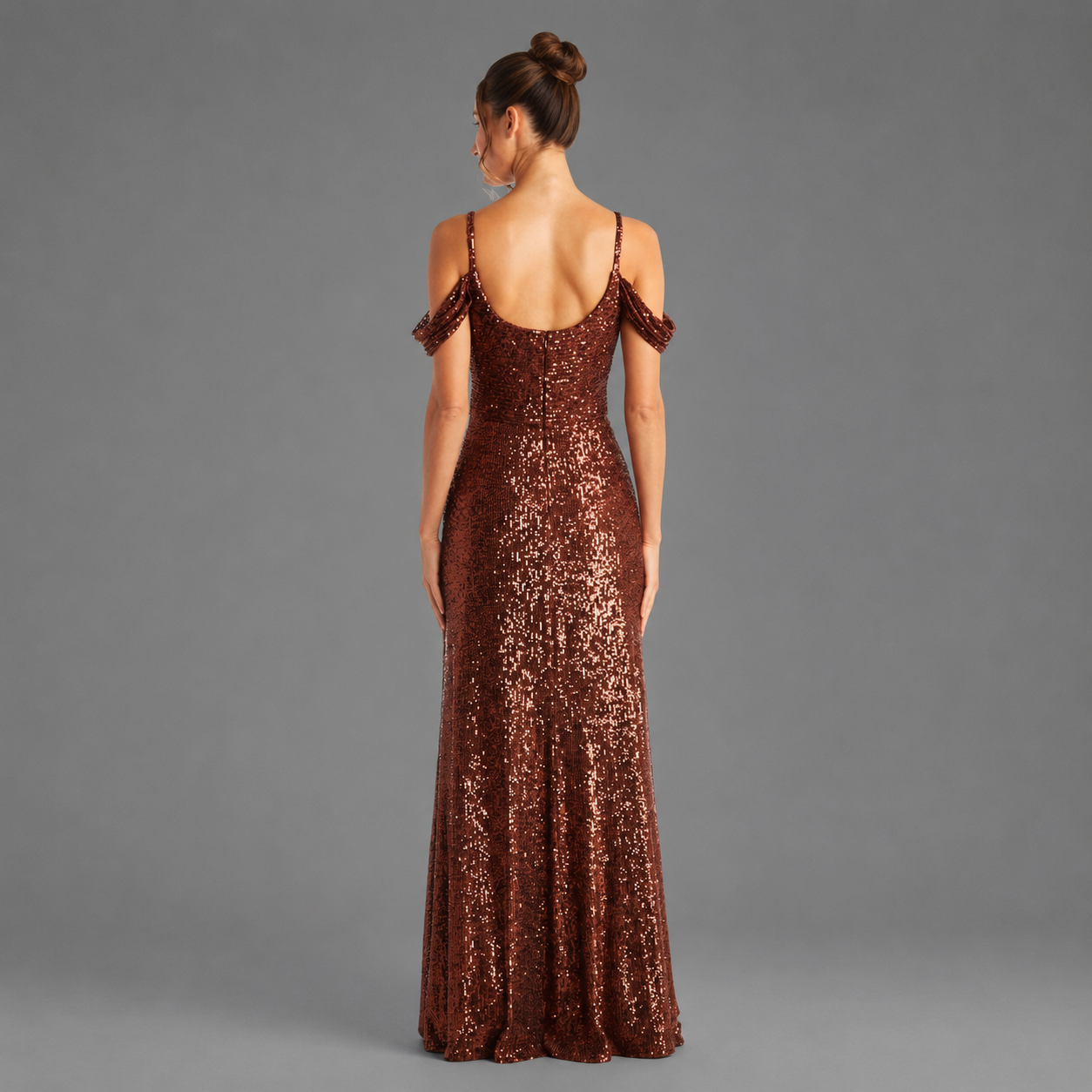 Vestido de Gala Terracota con Lentejuelas y Hombros Caídos