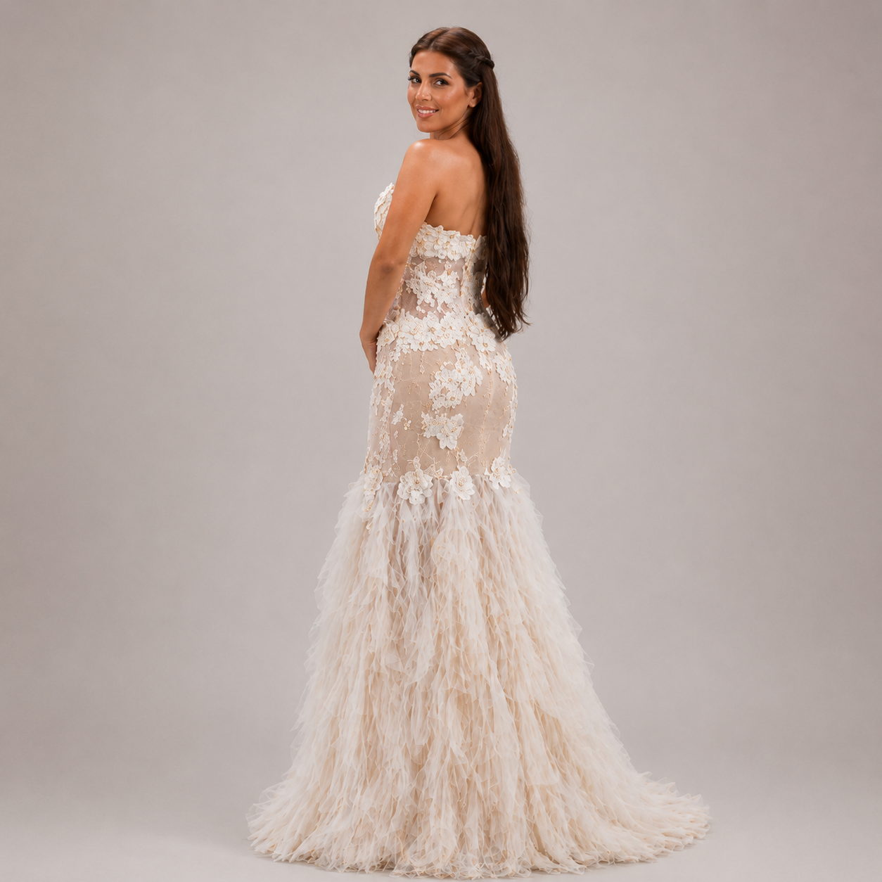 Vestido de Novia Sirena con Flores en Relieve