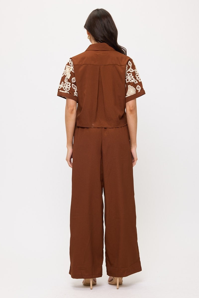 Conjunto Elegante de Dos Piezas
