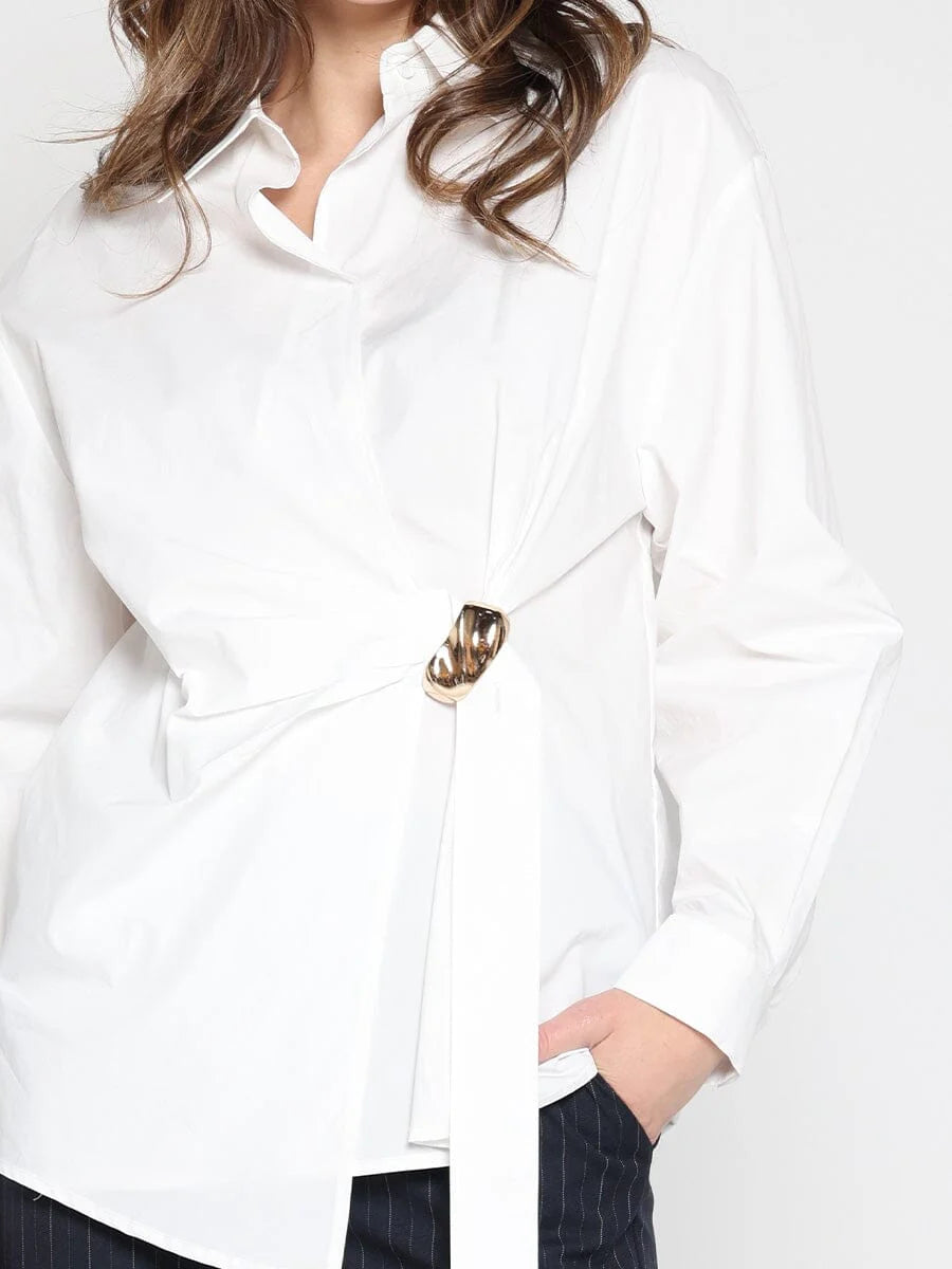 Blusa Blanca Premium con Detalles